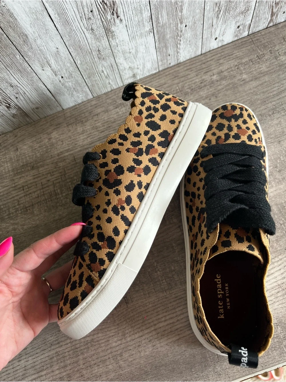 kate spade Abbie Leopard Print Lace Up Sneakers Casual Preppy Classic Size 7